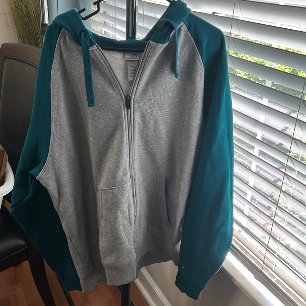 New zip up Hoodie